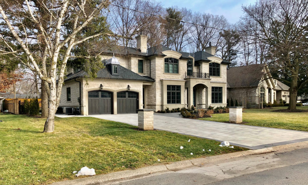 Interlocking Driveway, Columns, Corral Terrace, Oakville, Luxury Landscaping