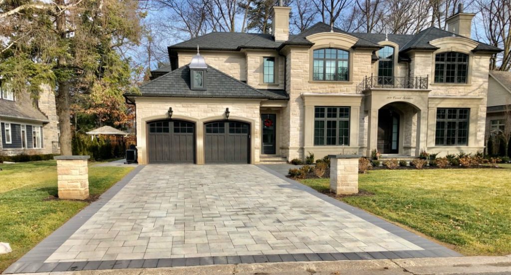 Interlocking Driveway, Columns, Corral Terrace, Oakville, Luxury Landscaping